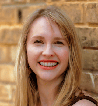 Allison Davis's headshot.
